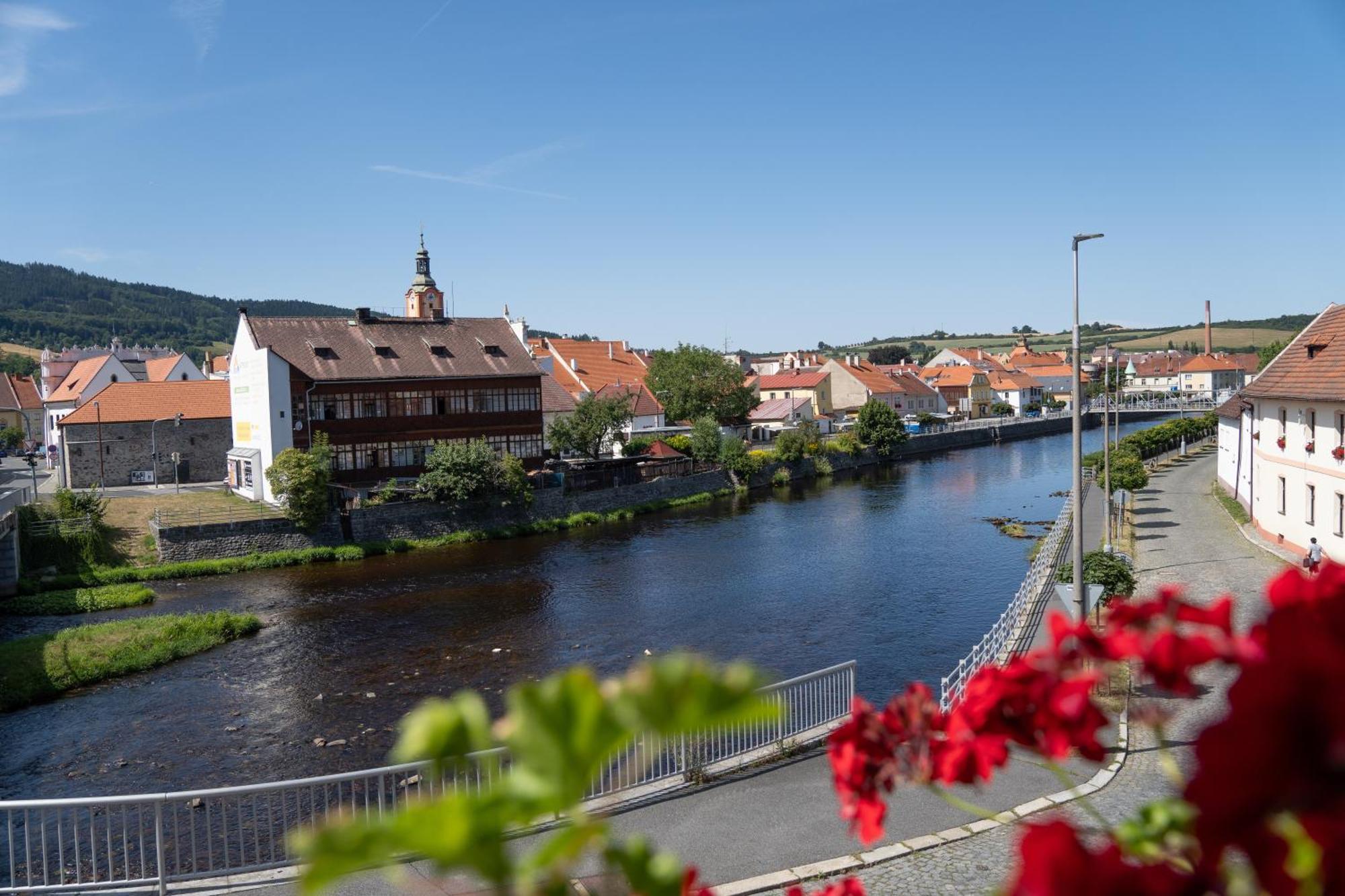 Apartmany Nabrezi Susice Nad Otavou Exterior foto